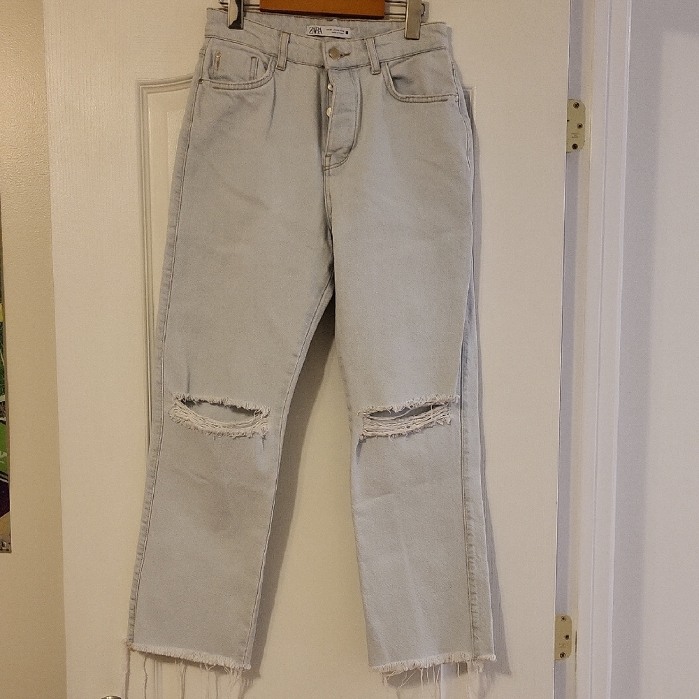 Zara Distressed Straight Leg Jeans in Light Blue